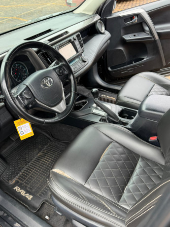 toyota-rav4-big-1