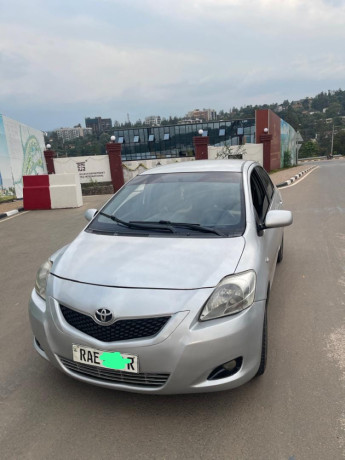 toyota-yaris-big-1