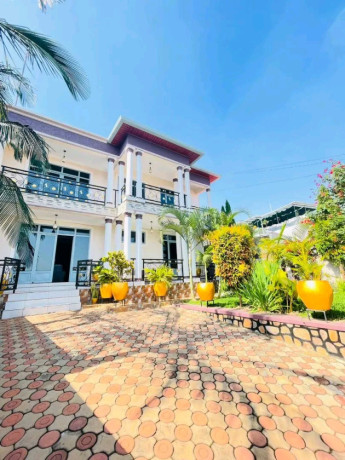 house-for-sale-kanombe-120-million-big-0