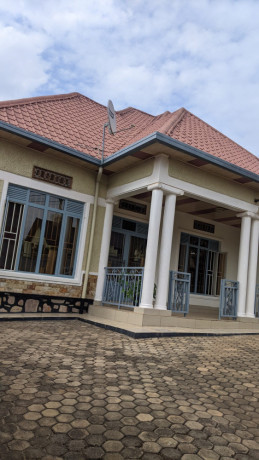 14-kibagabaga-very-nice-and-full-furnished-house-for-rent-big-1