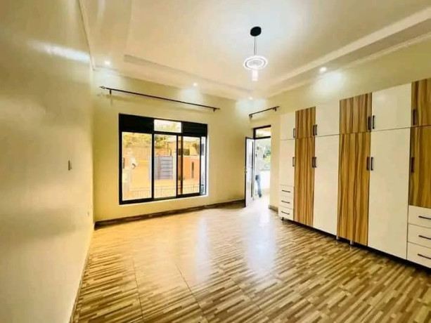 kibagabaga-near-hospital-unfurnished-new-house-for-rent-big-6