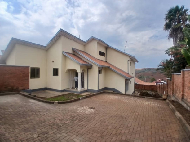 un-furnished-house-for-rent-in-gacuriro-big-0