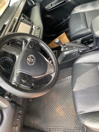 toyota-rav4-big-1