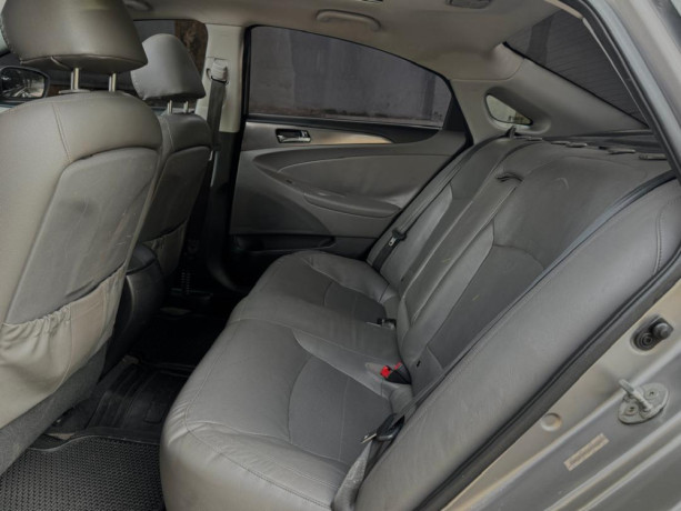 hyundai-sonata-big-2