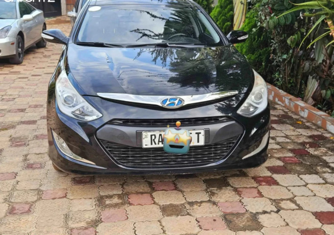 hyundai-sonata-hybrid-2012-for-sale-big-3