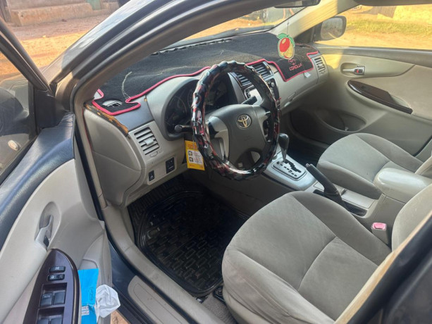 toyota-corolla-big-2