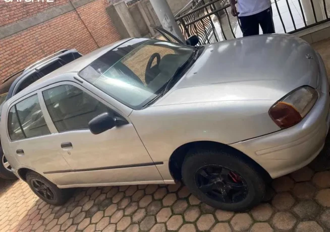 toyota-starlet-big-0