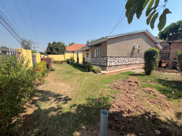 kibagabaga-unfurnished-house-for-rent-in-kigali-big-1