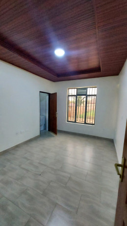 kigali-unfurnished-house-for-rent-in-kicukiro-big-4