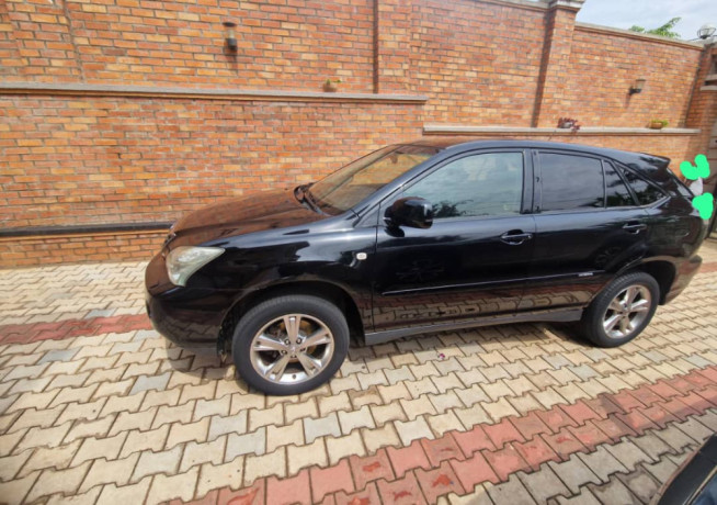 lexus-big-0