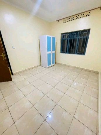 kibagabaga-near-hospital-5bedrooms-unfurnished-house-for-rent-at-11m760usd-on-tarmac-road-big-4