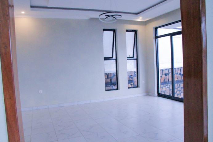 kibagabaga-very-nice-new-house-for-sale-near-pili-pili-in-kigali-rwanda-big-2