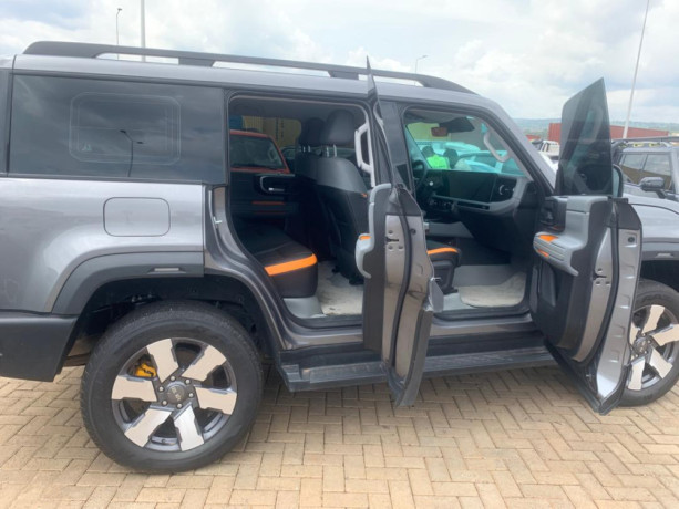 bs-23-brand-new-byd-hybrid-plugin-2024-sleek-jeep-for-sale-big-5