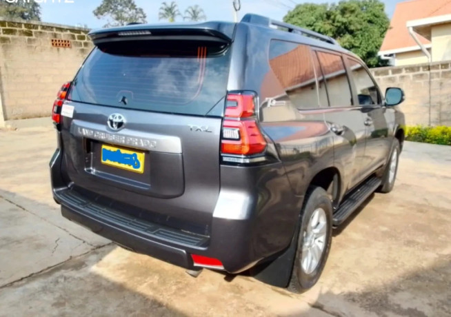 toyota-landcruiser-txl-for-sale-big-0