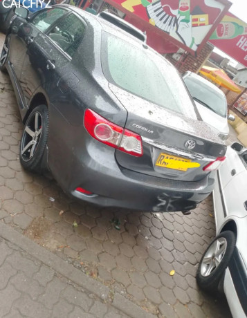 toyota-corolla-automatic-for-sale-big-2