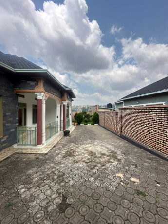 kigali-fully-furnished-house-for-sale-in-kanombe-near-remera-giporiso-big-5