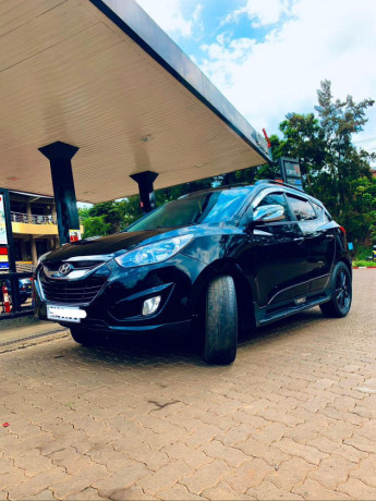 hyundai-tucson-big-2