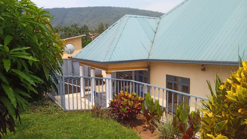 kigali-house-for-sale-in-nyamirambo-big-2