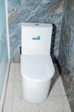 tb008-kibagabaga-kibagabaga-very-big-and-beautiful-house-for-sale-big-4