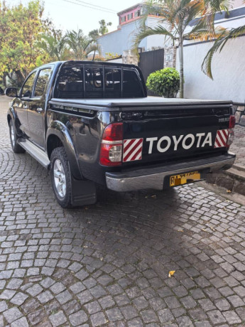 toyota-vigo-big-0