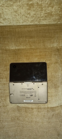 nintendo-dsi-fully-functional-charger-included-kigali-big-2