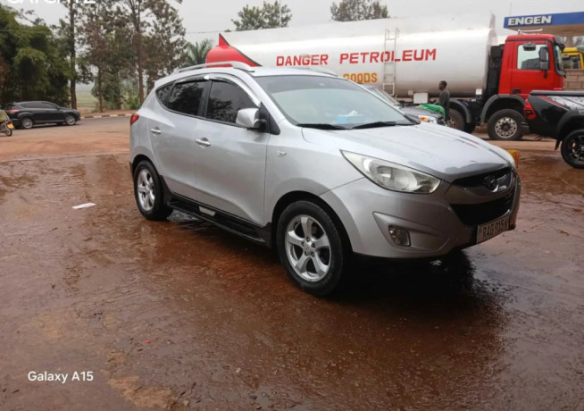 hyundai-tucson-big-2