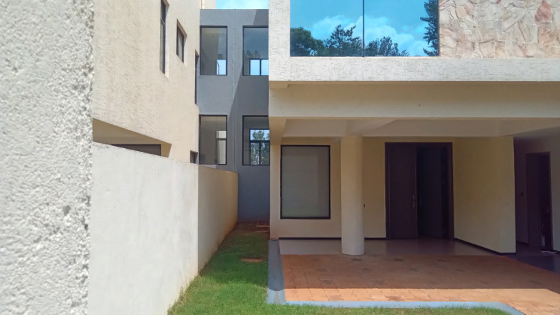 kigali-twin-houses-for-sale-in-kiyovu-big-8