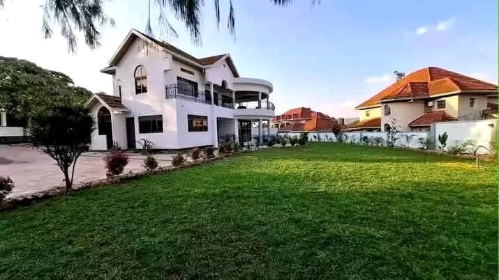 gacuriro-furnished-house-for-rent-with-beautiful-gacuriro-view-in-kigali-rwanda-big-6