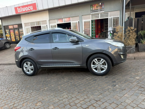 hyundai-tucson-big-4
