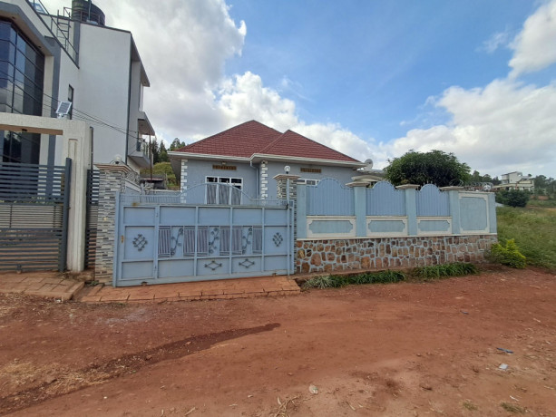 kicukiro-rebero-hause-for-sale-big-0