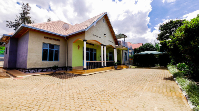 kibagabaga-fully-furnished-apartment-for-rent-in-kigali-big-0