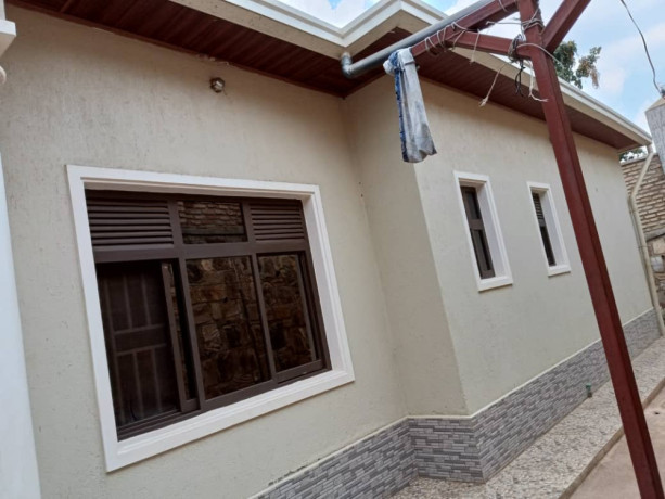 kigali-inzu-nziza-igurishwa-ku-gisozi-big-4