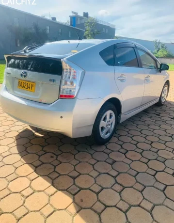 toyota-prius-automatic-hybrid-2012-for-sale-big-1