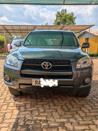 toyota-rav4-big-1