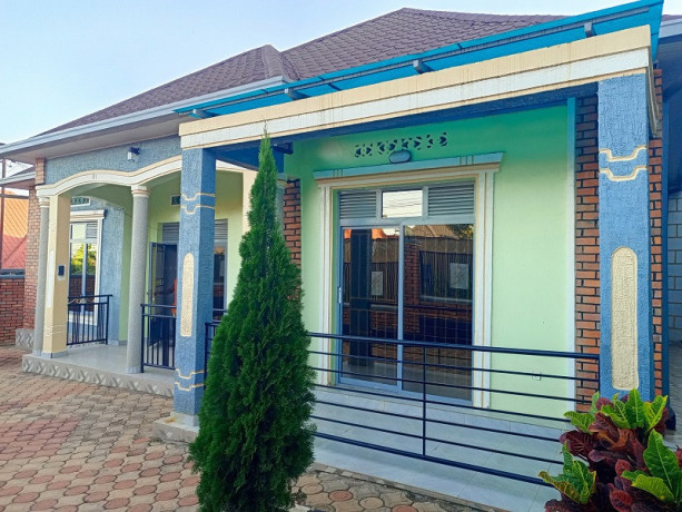 kigali-house-of-4bedroom-for-rent-in-kanombe-big-2