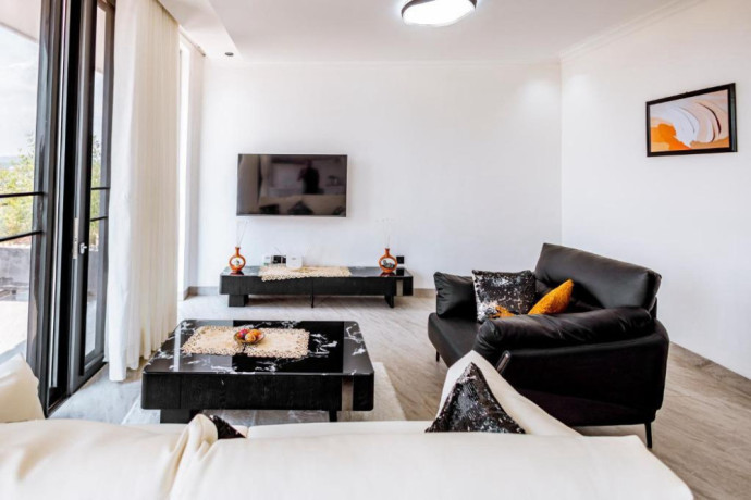 nyarutarama-fully-furnished-2bedrooms-apartment-for-rent-at-1250-in-good-location-big-10