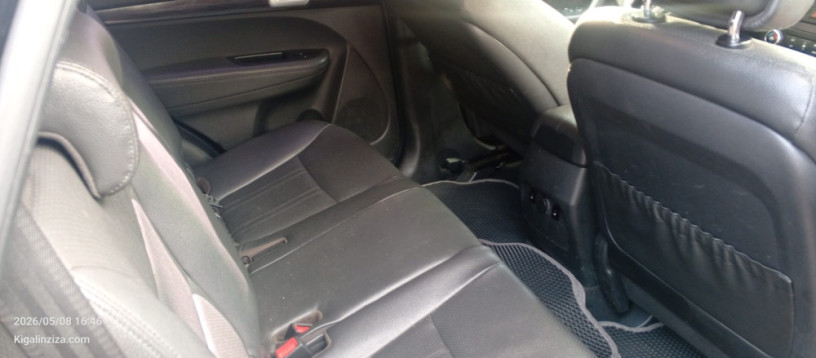 kia-sorento-2011-for-sale-in-kigali-big-2