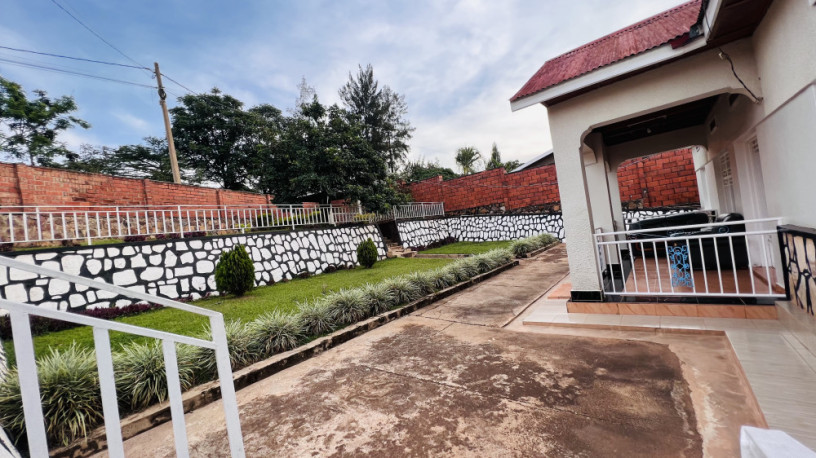 kimironko-hot-deal-house-for-sale-with-big-plot-big-3