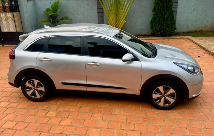 kia-niro-big-1