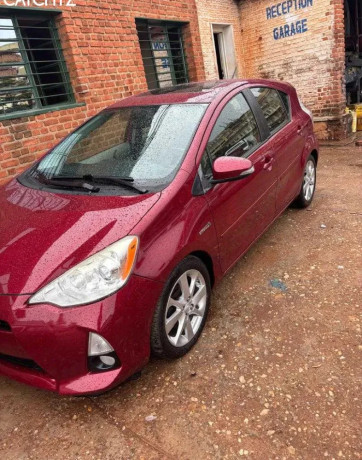 toyota-prius-big-1