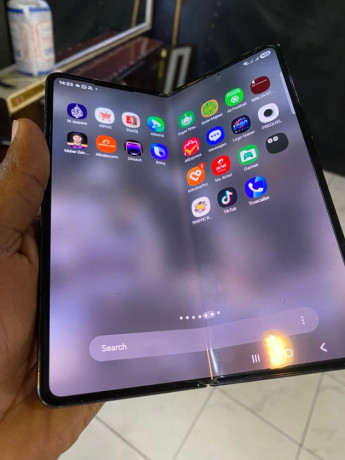 samsung-galaxy-z-fold-4-big-1