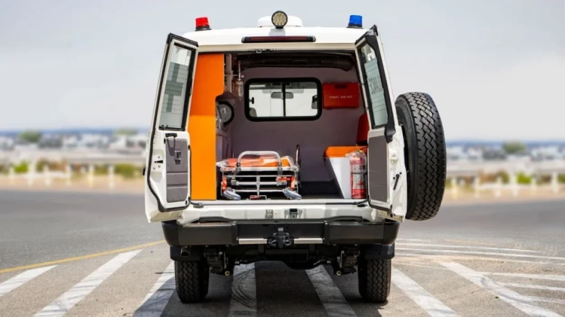 toyota-land-cruiser-70-toyota-lc78-hard-top-ambulance-42l-v6-diesel-mt-big-6