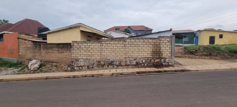 plot-for-sale-with-old-house-kimironko-nyagatovu-big-0