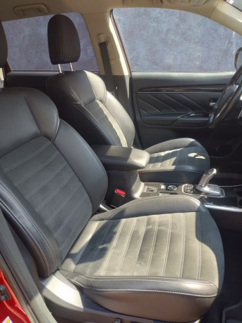 mitsubishi-outlander-big-2