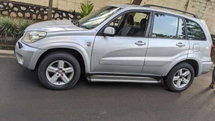 toyota-rav4-big-0