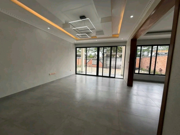 kibagabaga-5bedrooms-house-for-sale-at-450m-in-good-location-big-3