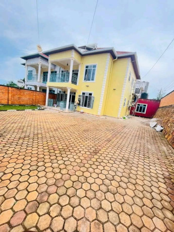 kimironko-unfurnished-house-big-5