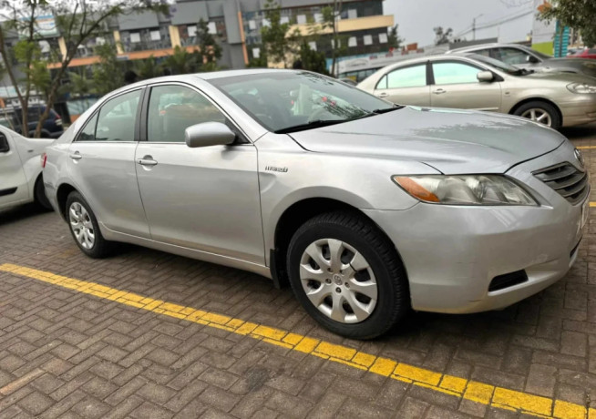toyota-camry-big-3