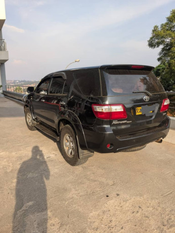 toyota-fortuner-big-2