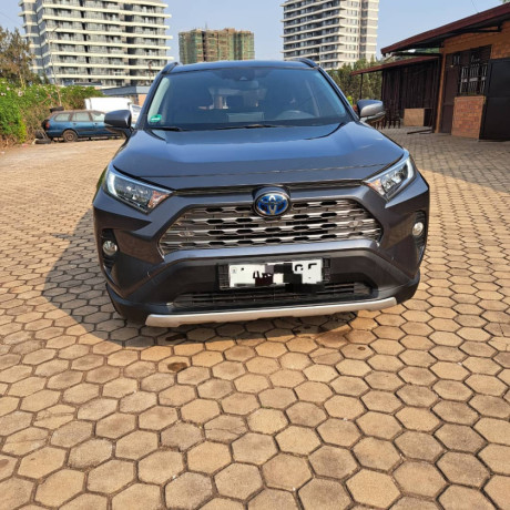 toyota-rav4-big-2